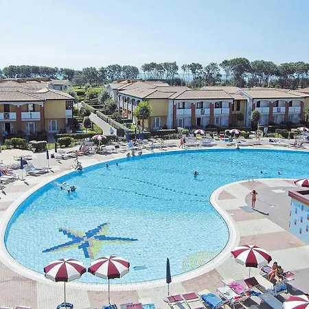 In Villaggio Ai Pini In Lido Altanea Appartamento Caorle
